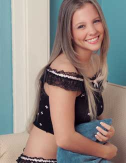 lavnya 22 year female call girls in Mahipalpur